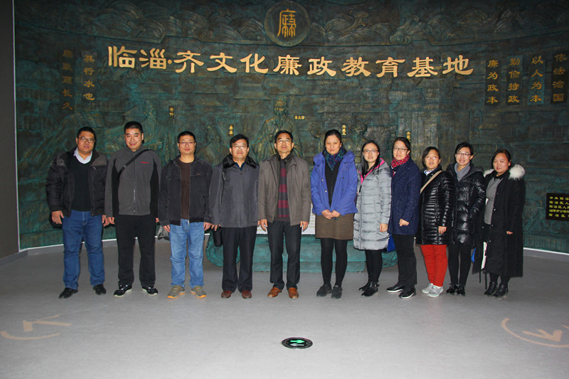 新闻照片2压缩后.jpg 新闻照片2压缩后.jpg