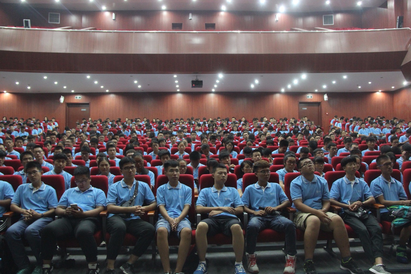 1014_14.jpg 1014_14.jpg