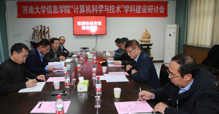 586A1177small1.jpg 586A1177small1.jpg